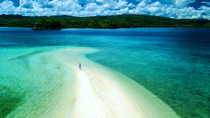 Aslom Island